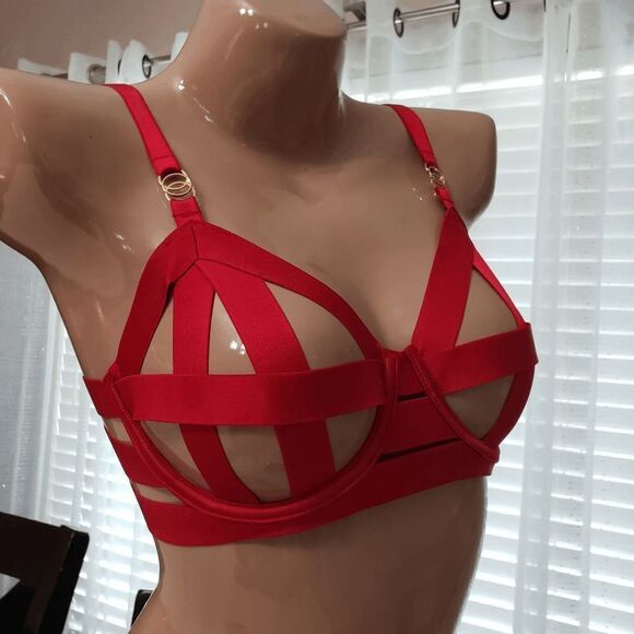 Victoria's Secret Unlined Strappy Banded Bra - Picture 1 of 9